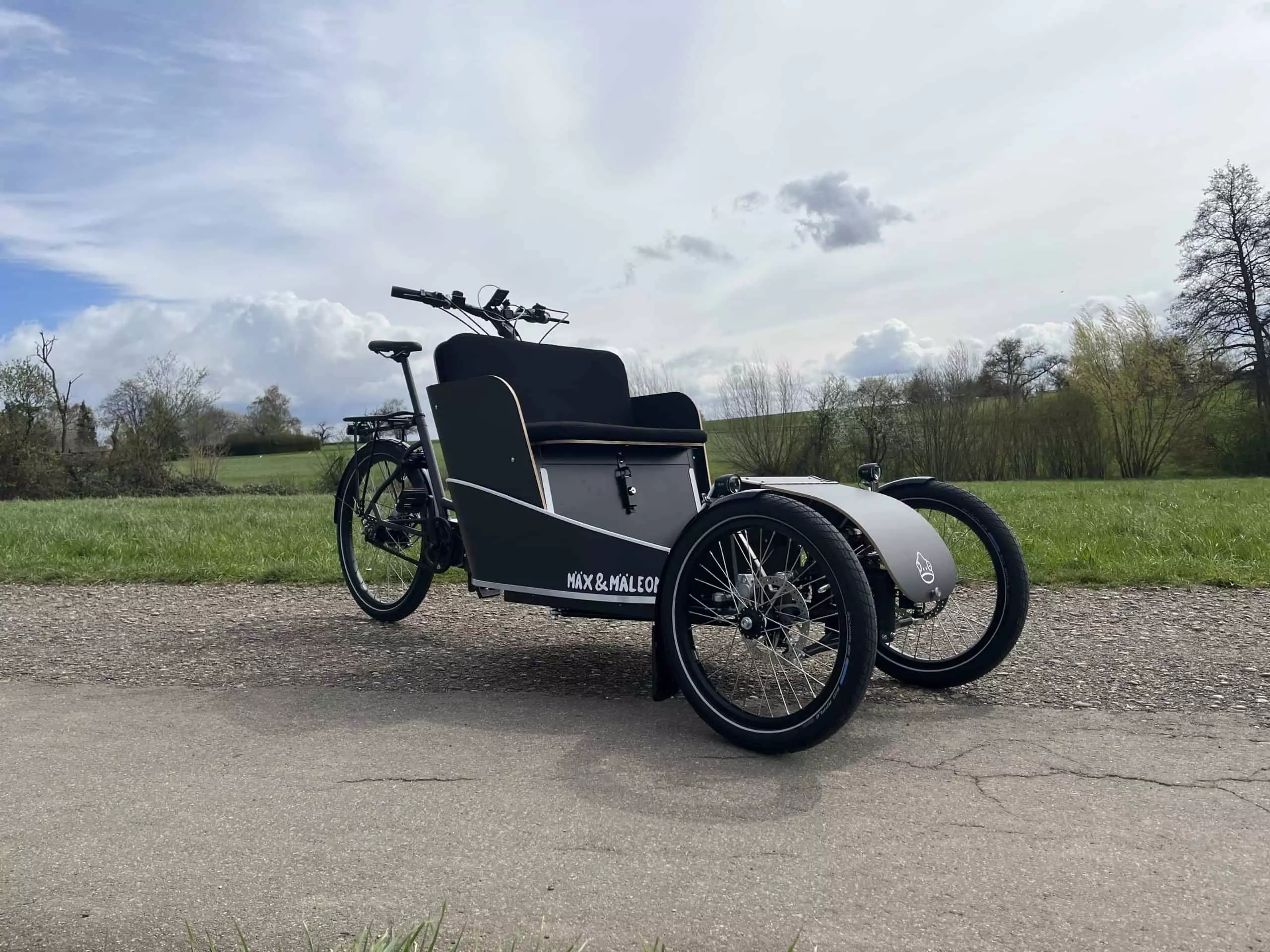 Mäx & Mäleon Electric cargo tricycle