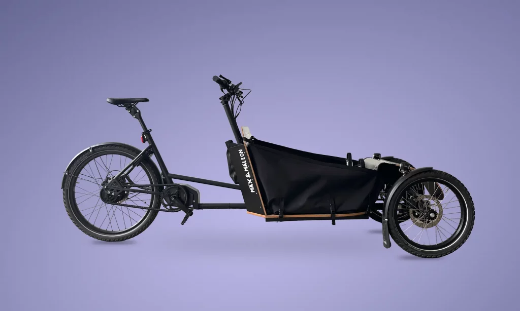 ALL-BLACK TRANSPORTER